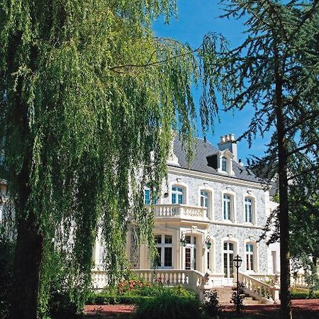 Logis Hotel & Restaurant - Le Chateau Des Tourelles 3 Etoiles 르와스트 외부 사진